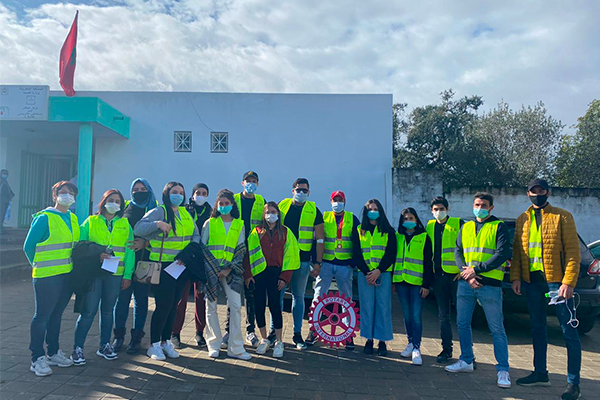 Action solidaire et citoyenne du club UIR Rotaract