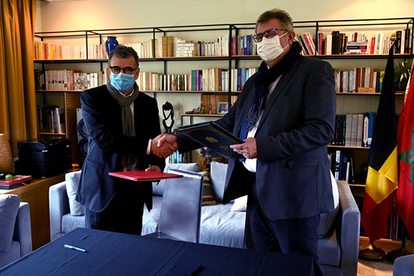 Signature du Partenariat entre l'IHECS et l'UIR