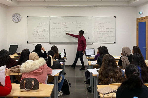 Tuto-révisions au profit des étudiants de l’Ecole de Droit par le club UIR Jeunes Juristes